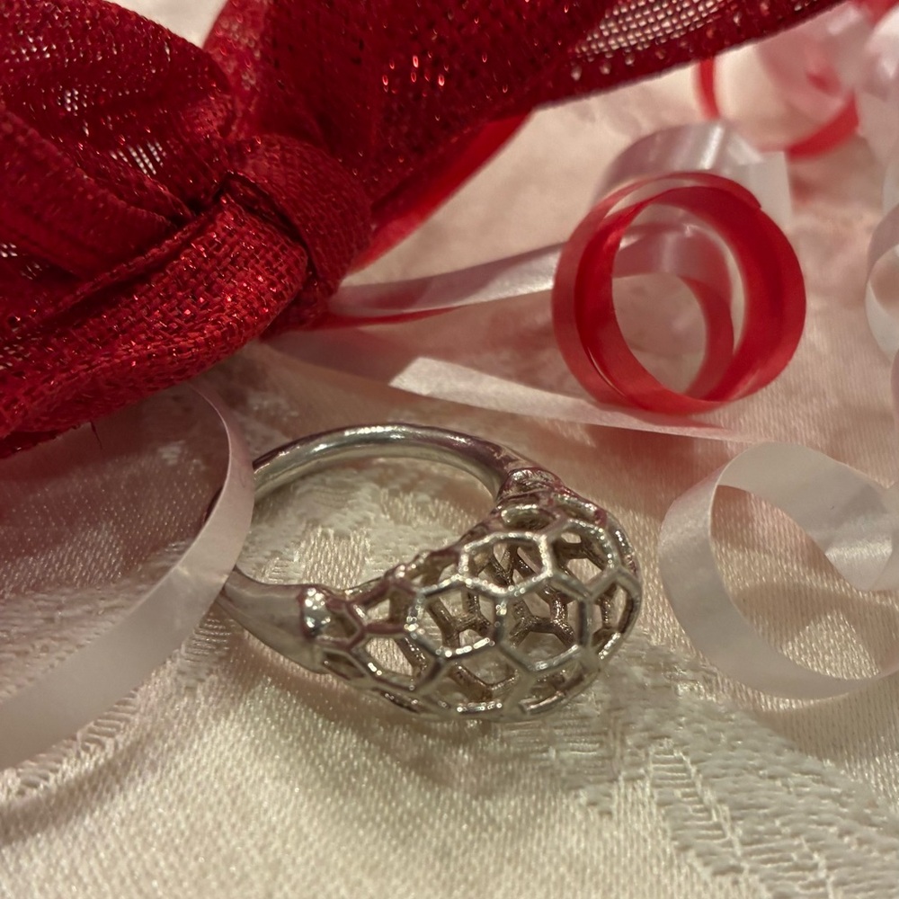 The Honeycomb Ring in Sterling Silver 
So different & unique Size 6